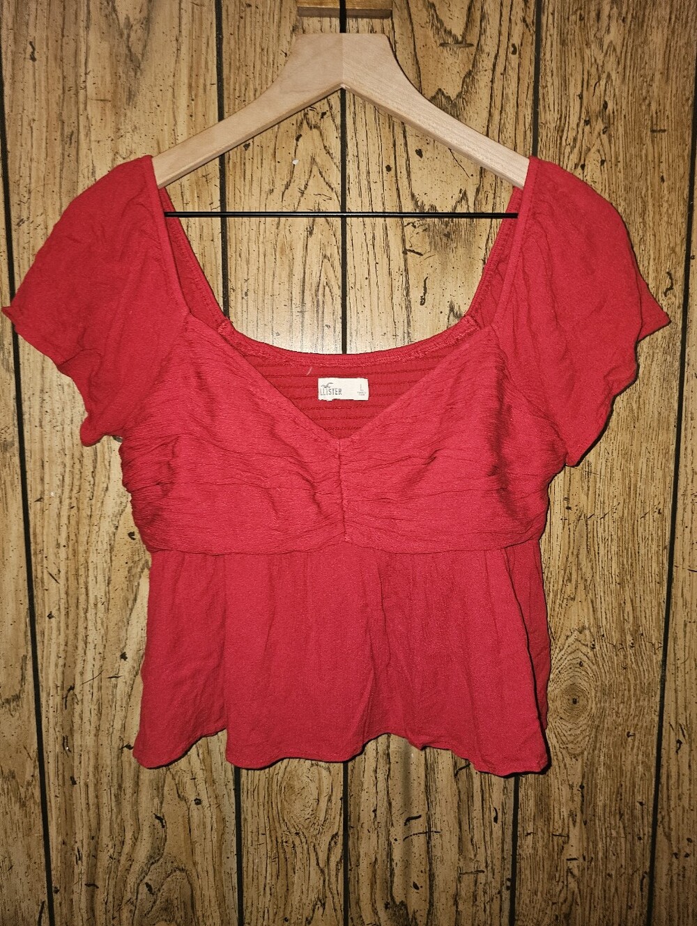 HOLLISTER Red Puff Sleeve Cropped Sweetheart Top - Large - Picture 2 of 5